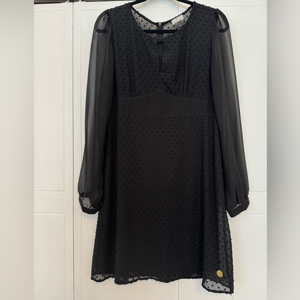 Mismash black dress L
